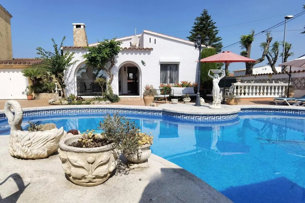 Leon Inmo Casa Ella - 13009 Villa Empuriabrava Holiday home