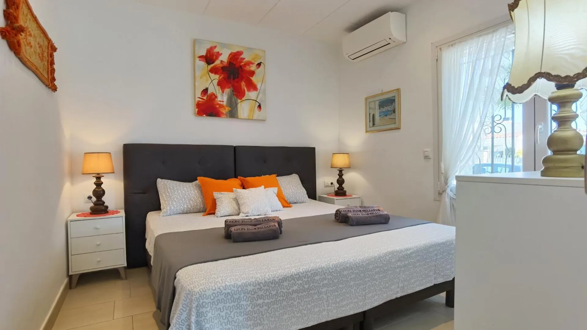 Holiday home Leon Inmo Casa Ella - 13009 Villa Empuriabrava
