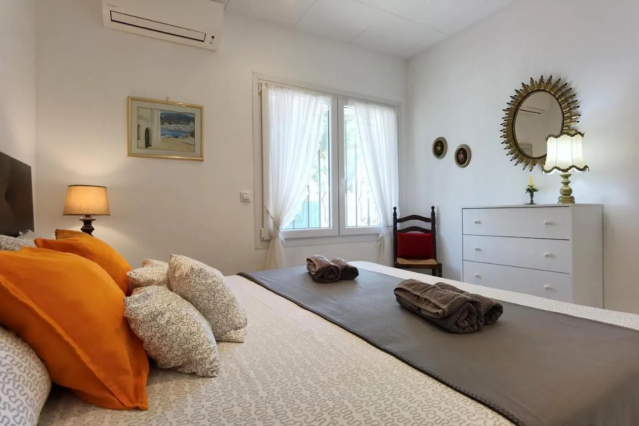 Holiday home Leon Inmo Casa Ella - 13009 Villa Empuriabrava